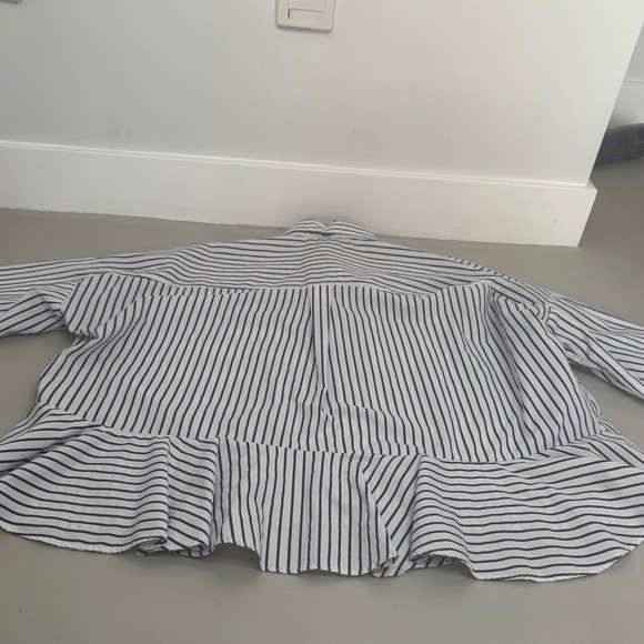 ZARA Blue & White Button-Down Shirt w/ Peplum Back & Pearl Sleeve Accents – S - Picture 17 of 17